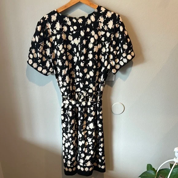 Ann Taylor Black and Cream Floral Mini Dress - Picture 3 of 3